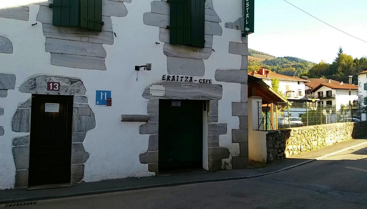 Hostal Ekaitza Otel Lesaka Dış mekan fotoğraf